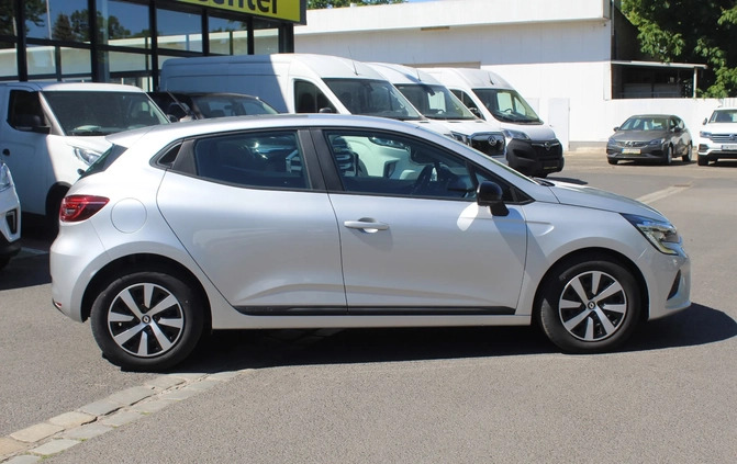 Renault Clio cena 65900 przebieg: 11832, rok produkcji 2022 z Wrocław małe 379